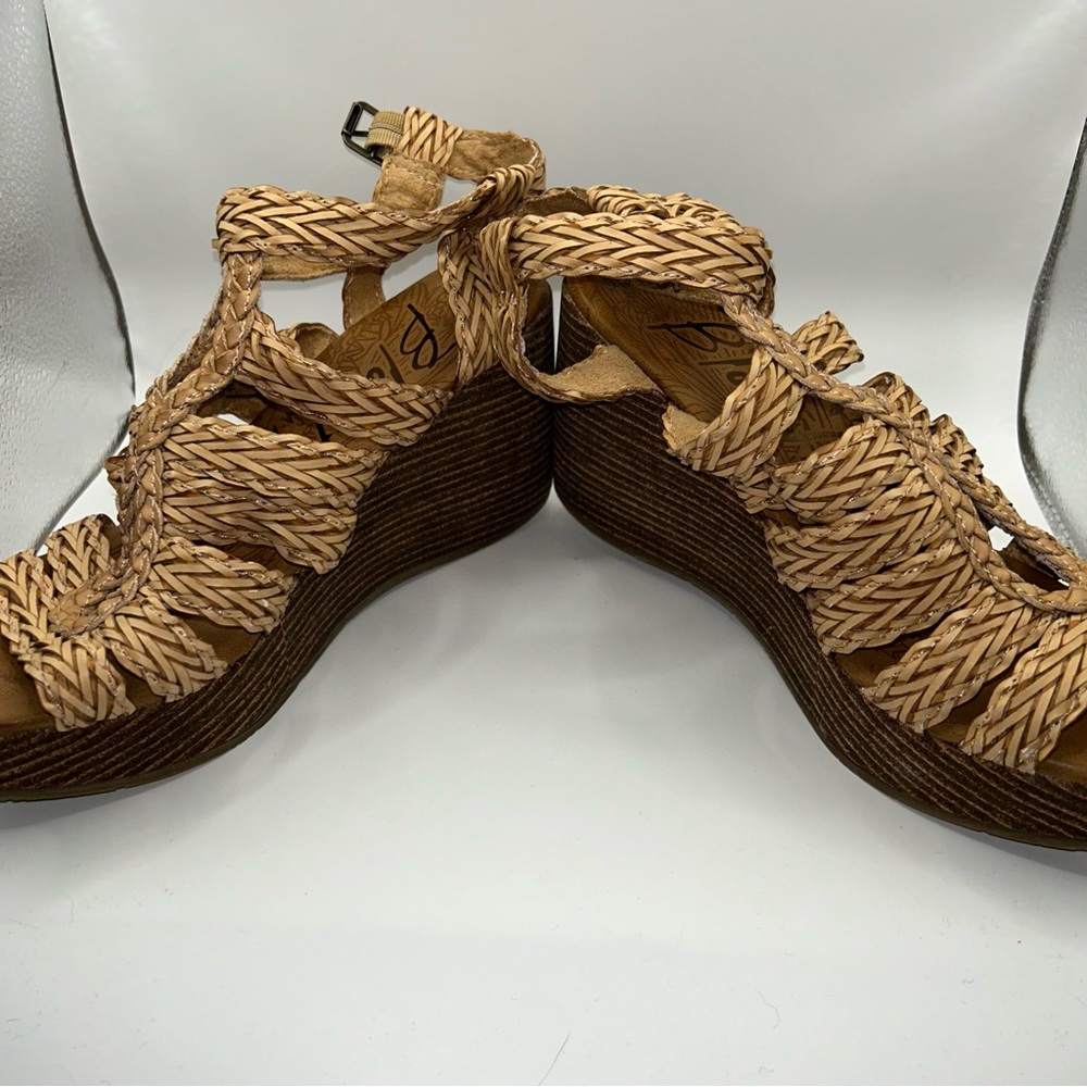 Blowfish braided straps wedge sandal NWOB size 9 - Picture 3 of 5